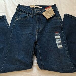 NWT Levi’s High Rise Cropped Flare (25)